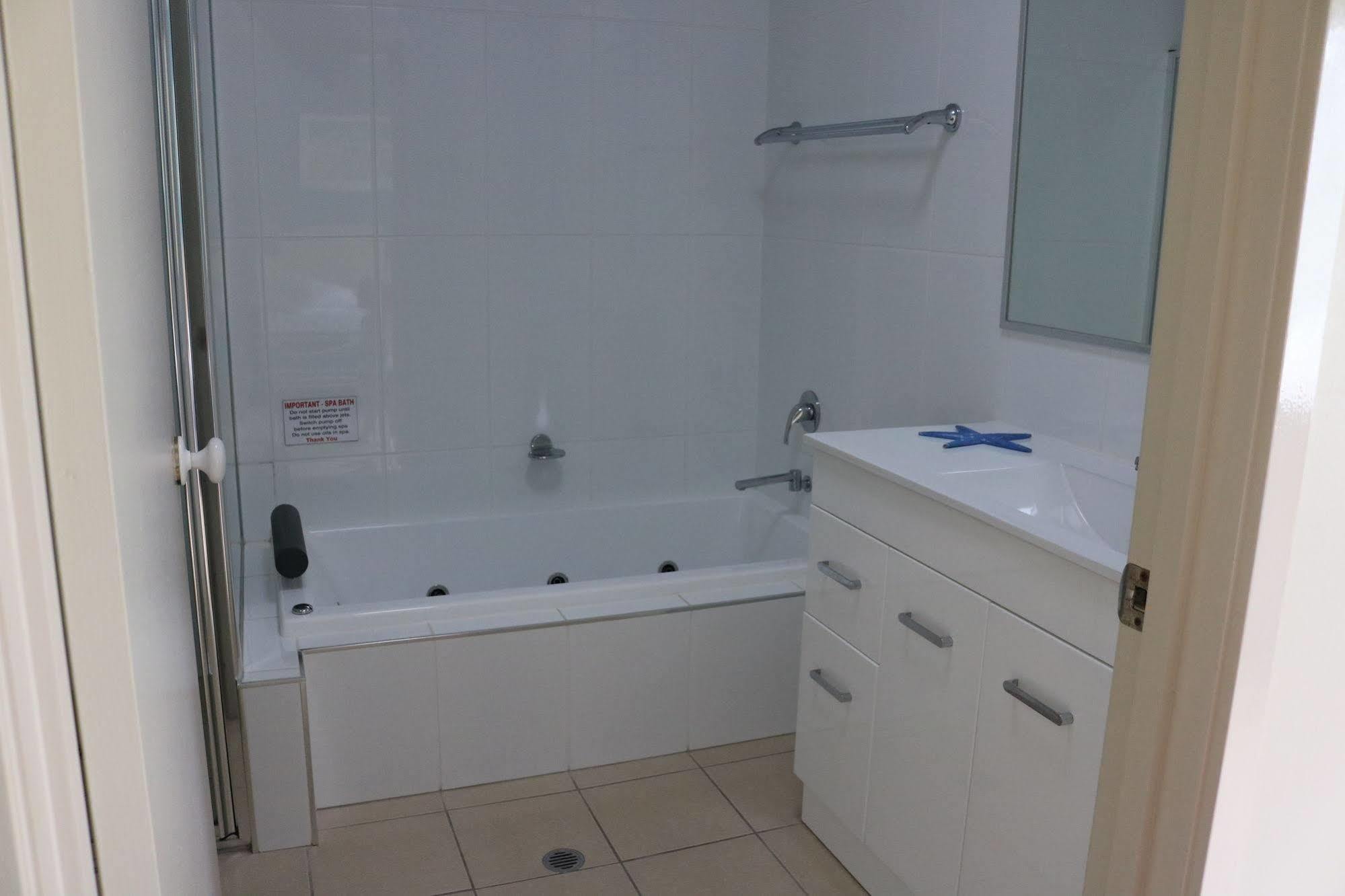 Beaches Apartments Merimbula Extérieur photo